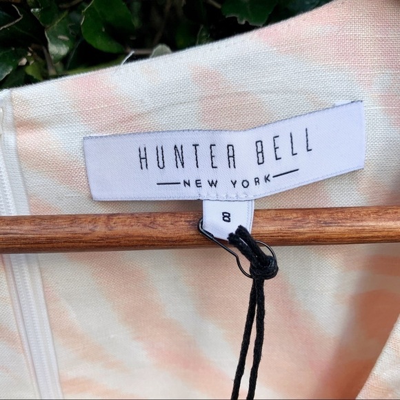 Hunter Bell Conway blouse with puff sleeves in blush dunes - Picture 4 of 5